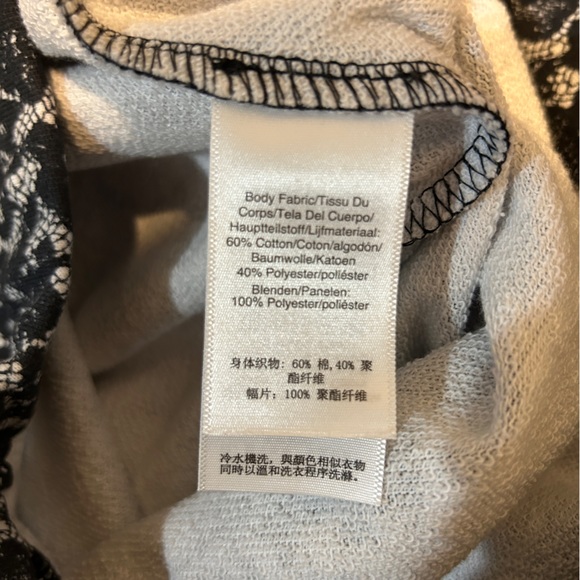 DKNY Black and White Lace Pencil Skirt - Picture 2 of 4